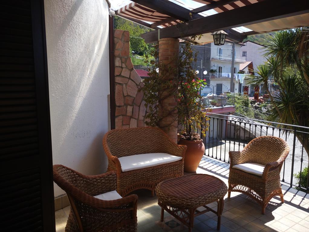 Villa Le Giare Ospitalita Diffusa Agerola Extérieur photo